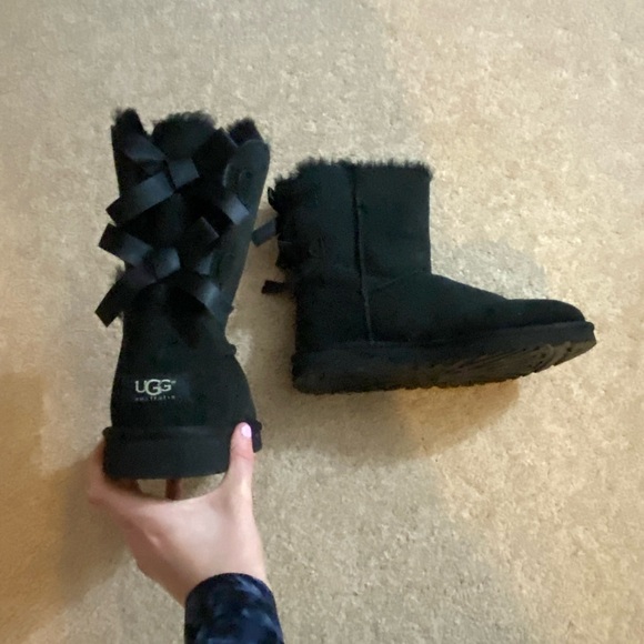 UGG Shoes - 🐈‍⬛UGG Pure NWOT Black Women’s Boots with Adorable Bows🐈‍⬛
